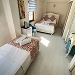 Ada Olympos בוזקאדה