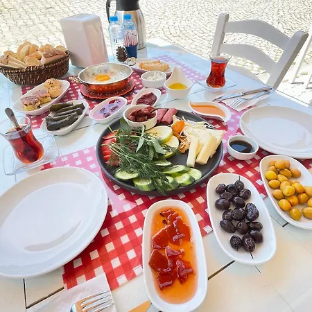 Ξενοδοχείο Ada Olympos 3*